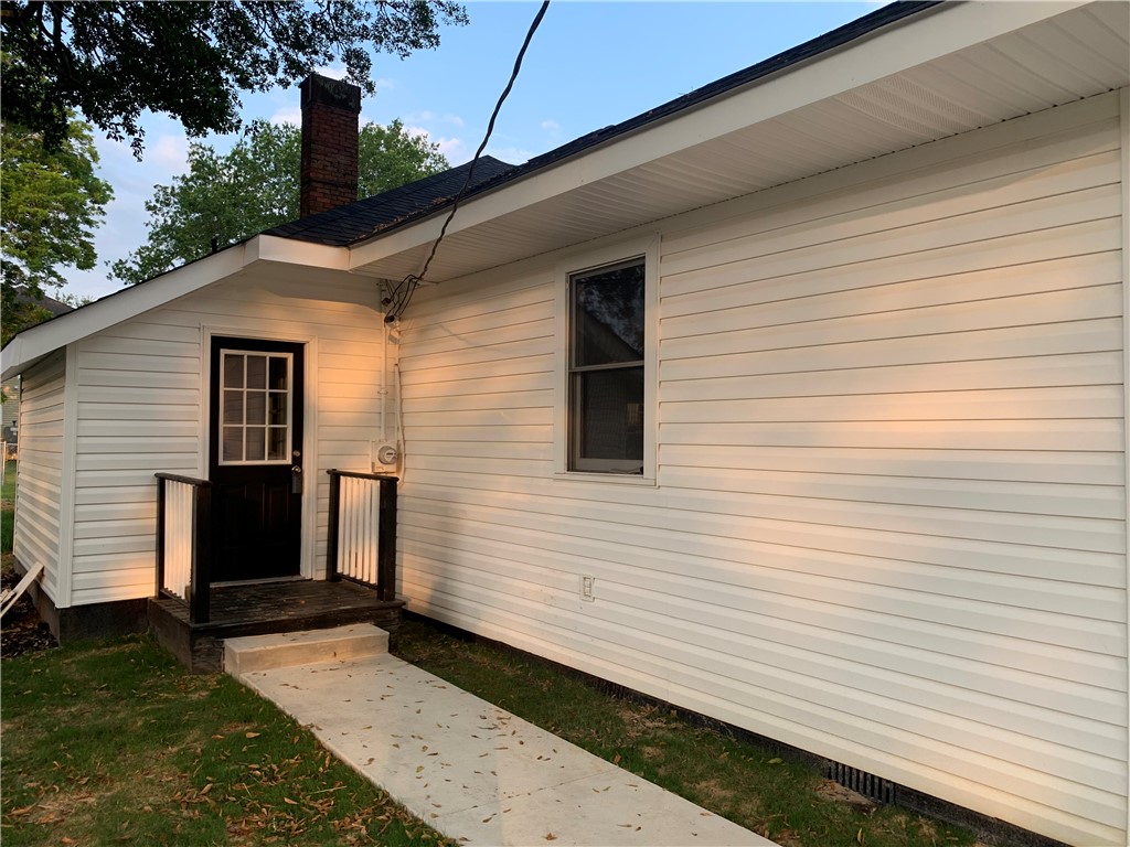 10 Carolina Avenue Honea Path, SC 29654 - Photo 5 of 27 Gallery Image 5