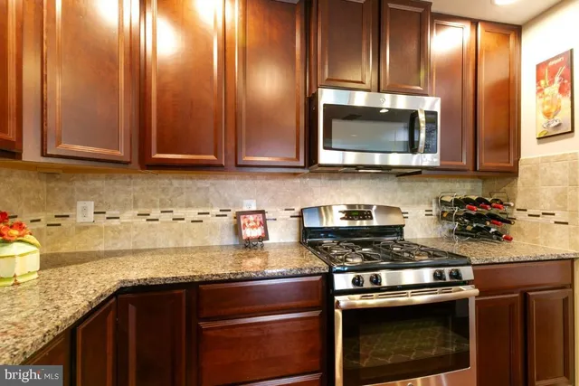 $2,825 | 21584 Zuknick Terrace, Ashburn, VA 20147