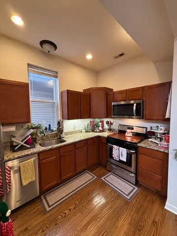 $3,500 | 1644 North Hermitage Avenue, Unit 2R, Chicago, IL 60622