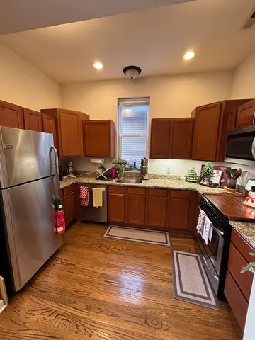 $3,500 | 1644 North Hermitage Avenue, Unit 2R, Chicago, IL 60622