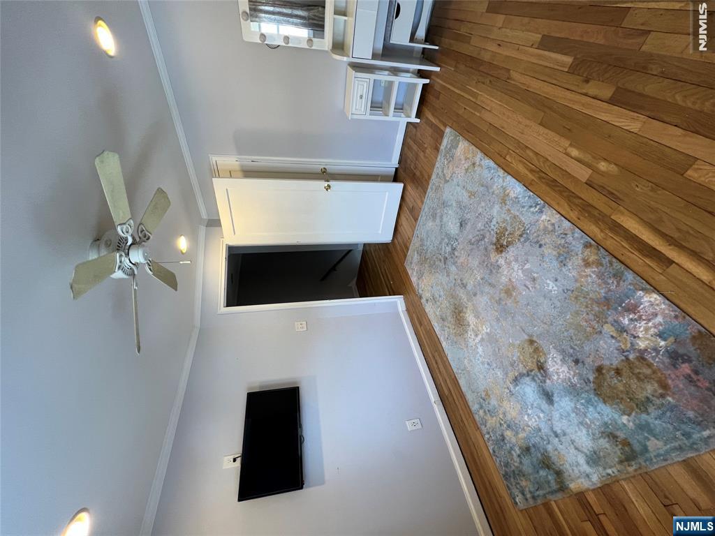 134 B Hastings Avenue Rutherford, NJ 07070 - Photo 11 of 12