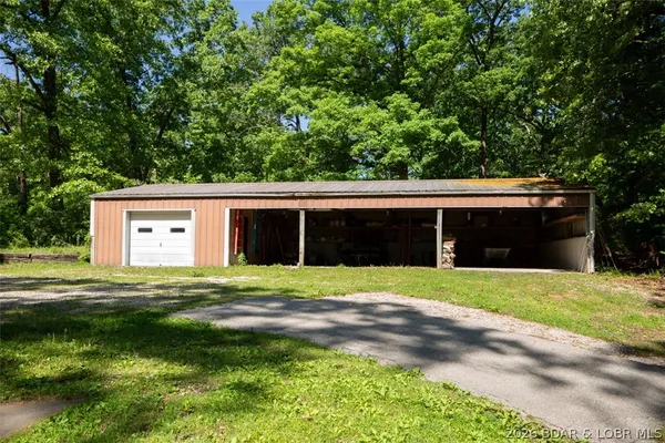 $1,200,000 | 248 Midway Road, Eldon, MO 65026