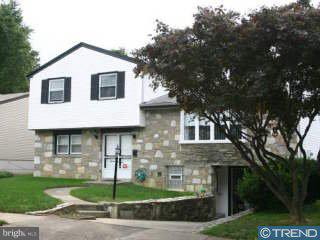 478 Pinewood Road Philadelphia, PA 19116 - Photo 1 of 4 Gallery Image 1
