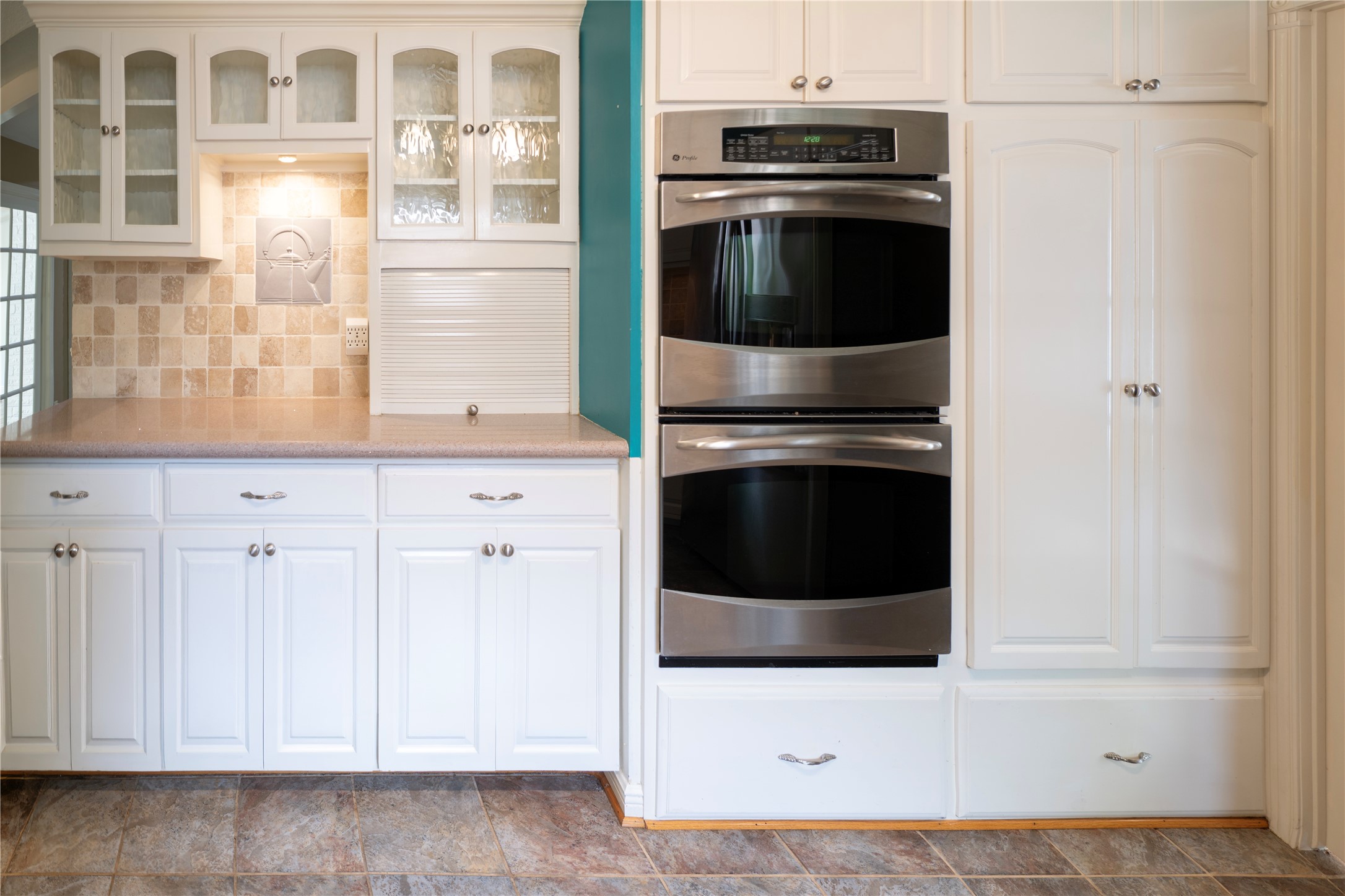 7546 Maple Tree Drive Houston, TX 77088 - Photo 16 of 50