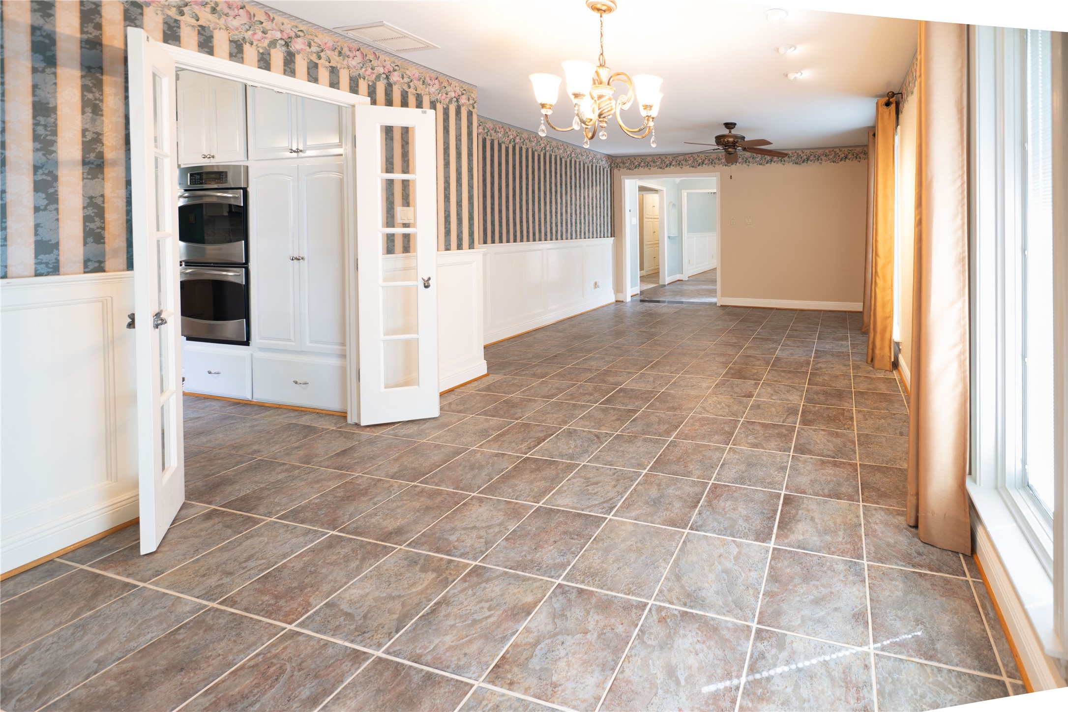 7546 Maple Tree Drive Houston, TX 77088 - Photo 24 of 50