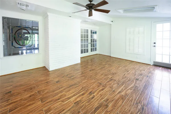 $2,800 | 7546 Maple Tree Drive, Houston, TX 77088