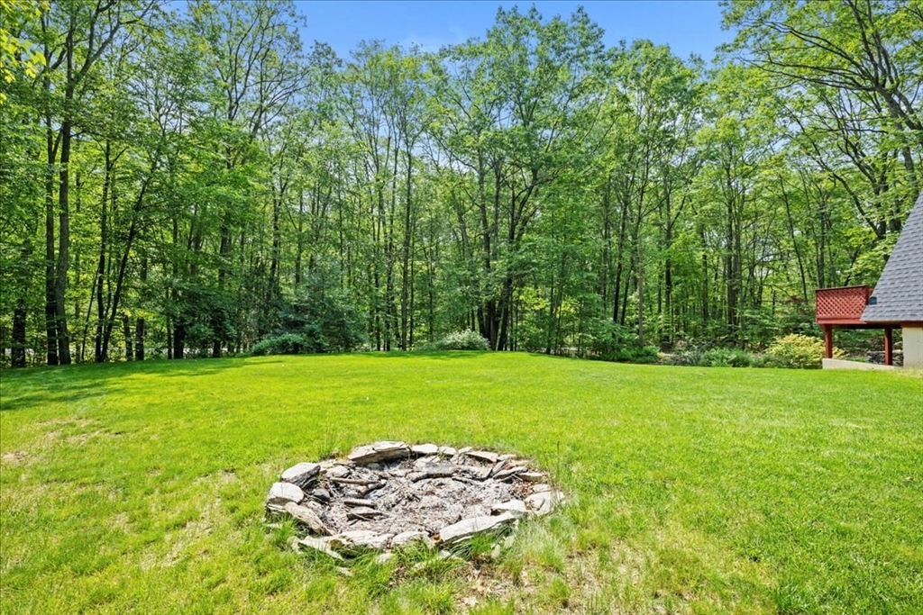 245 Sutton Road Webster, MA 01570 - Photo 36 of 38 Gallery Image 36
