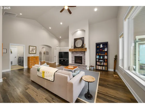 $535,000 | 1229 Northeast Sunrise Street, Prineville, OR 97754