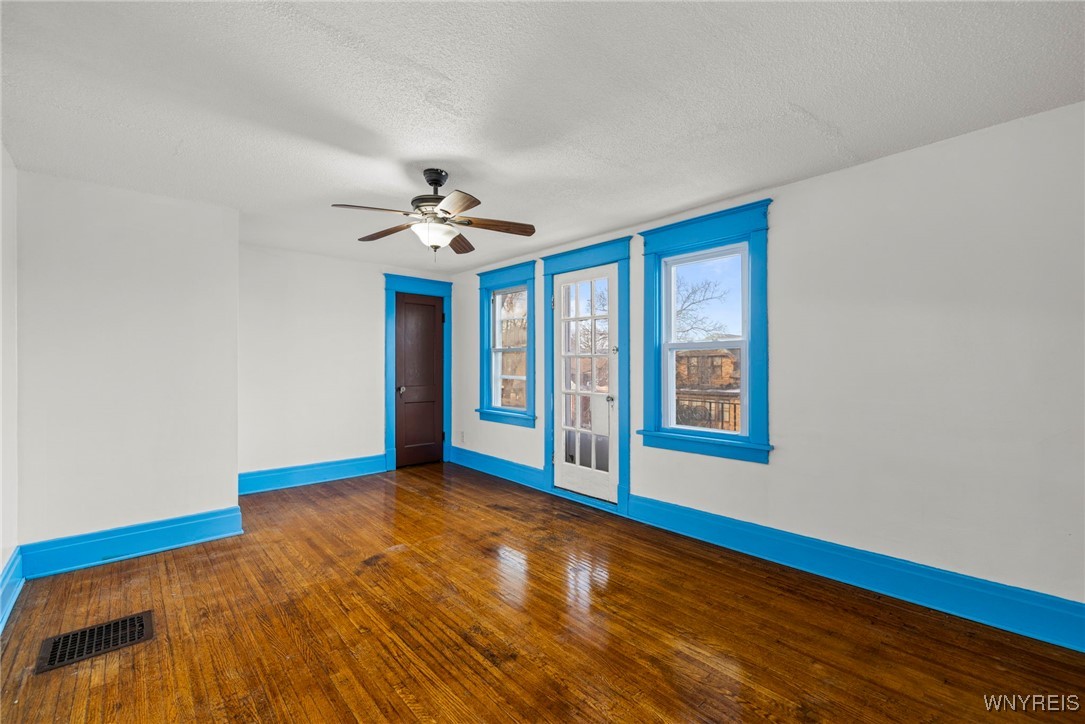 59 Preston Road Cheektowaga, NY 14215 - Photo 24 of 40