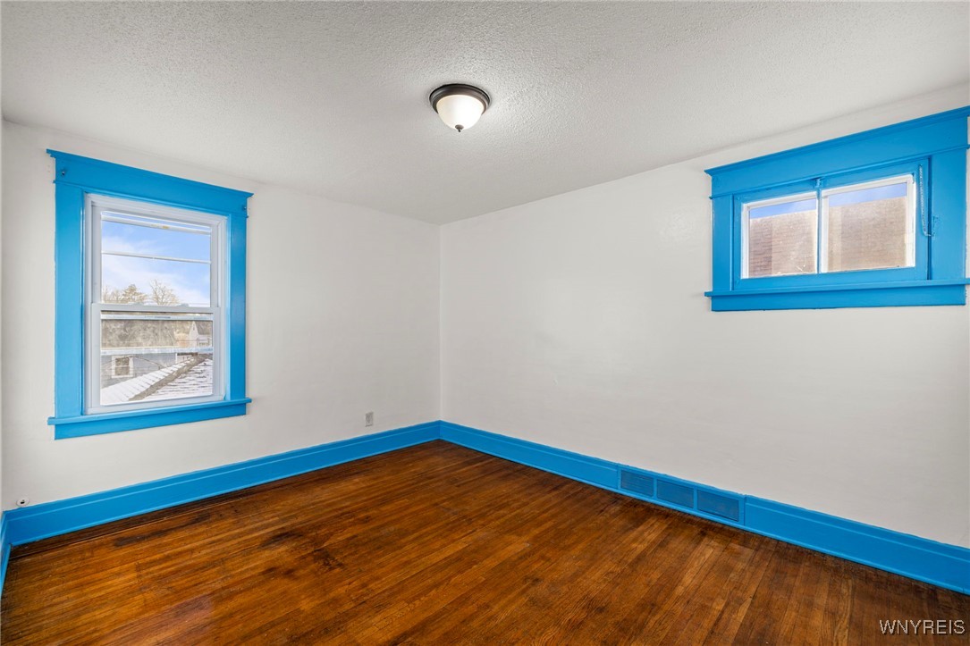 59 Preston Road Cheektowaga, NY 14215 - Photo 28 of 40