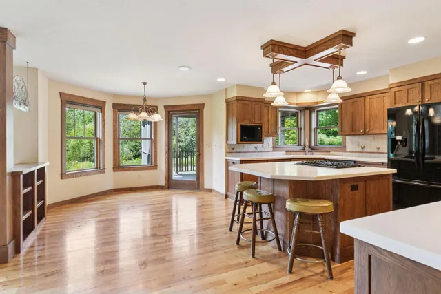 $1,100,000 | 14810 42nd Street South, Afton, MN 55001