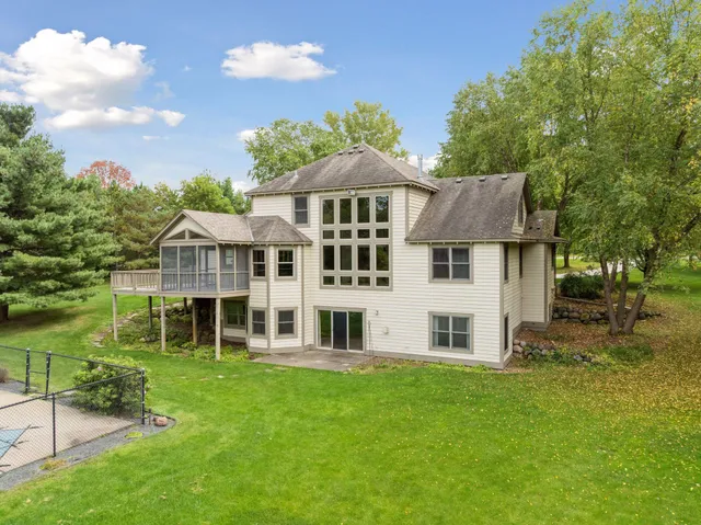 $1,100,000 | 14810 42nd Street South, Afton, MN 55001