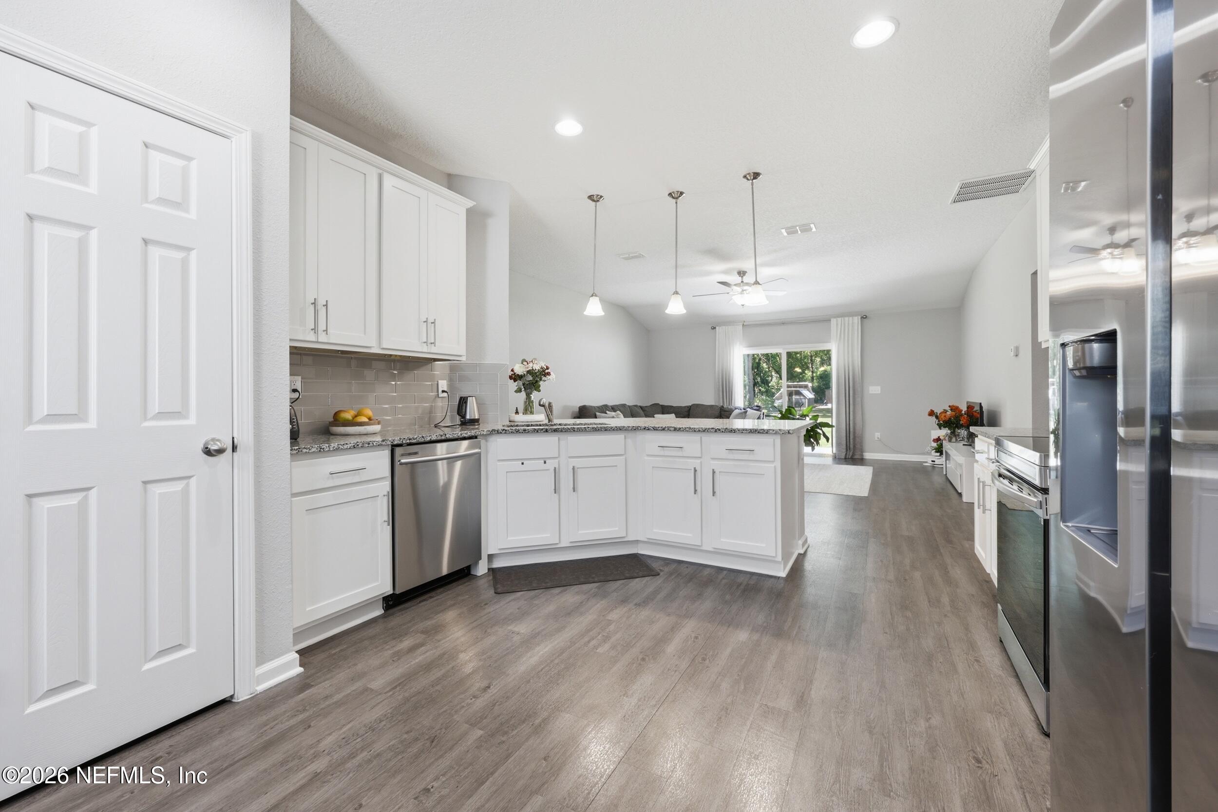 1654 E Road Jacksonville, FL 32216 - Photo 13 of 54 Kitchen