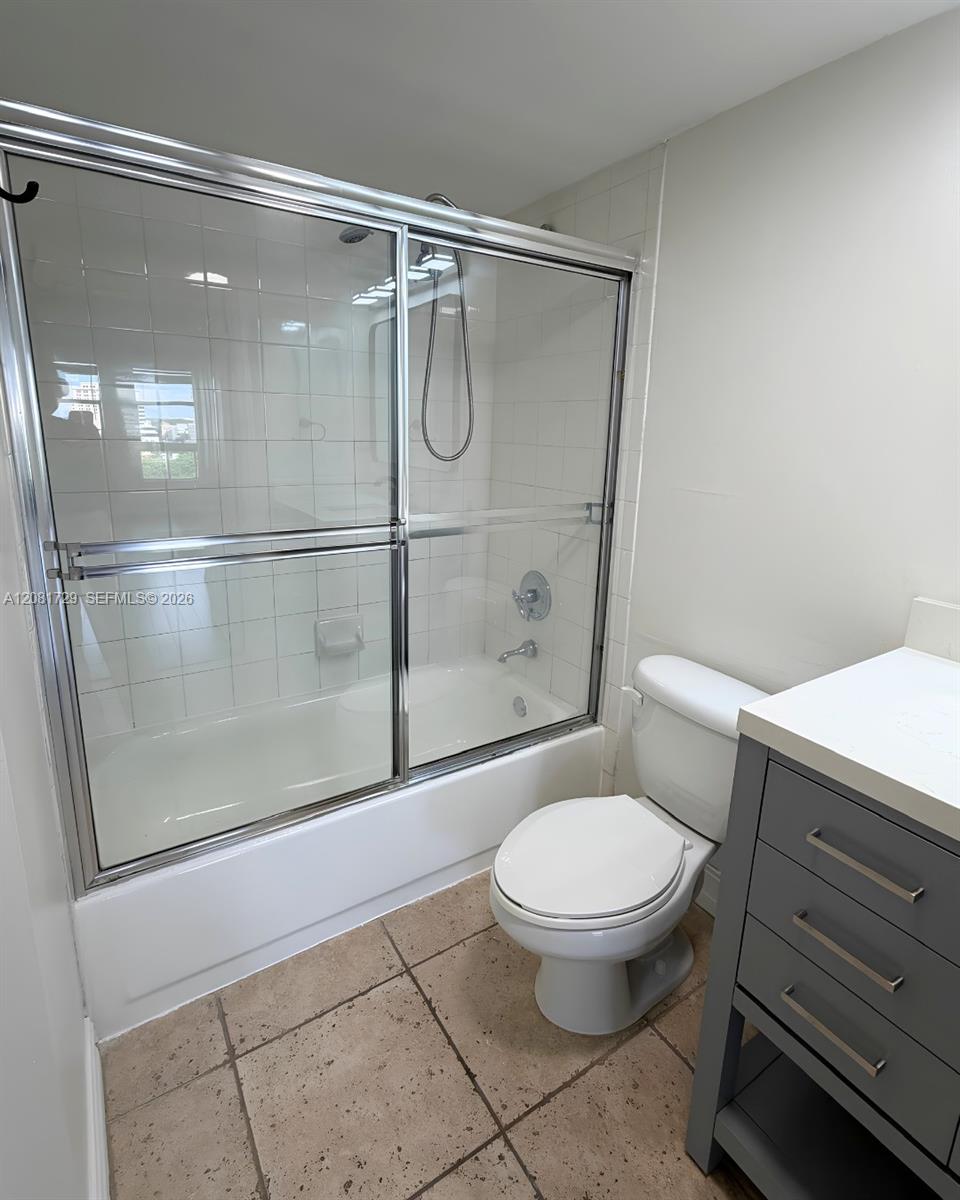 2351 Douglas Road, Unit 1009 Miami, FL 33145 - Photo 16 of 18 Gallery Image 16