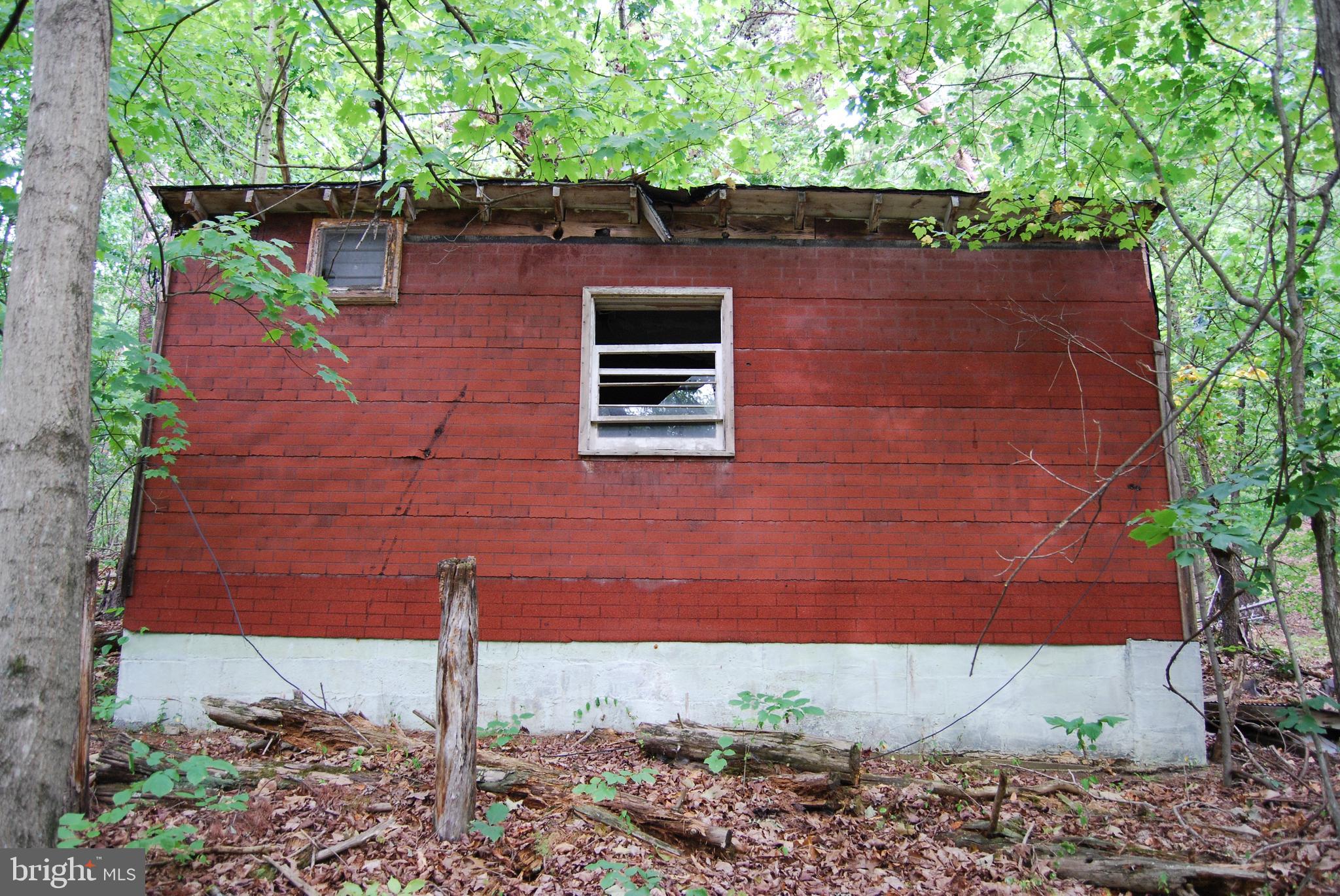 Winchester Grade Road Berkeley Springs, WV 25411 - Photo 8 of 17