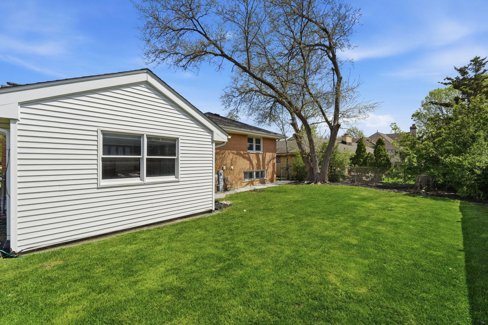 389 Michael John Drive Park Ridge, IL 60068 - Photo 31 of 40