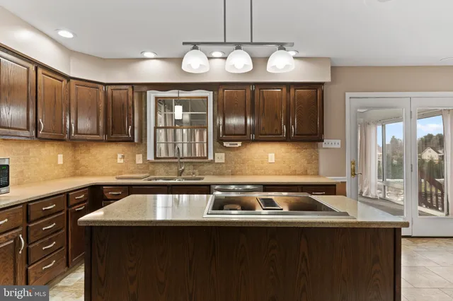 $429,900 | 5 Canterbury Court, Mechanicsburg, PA 17050