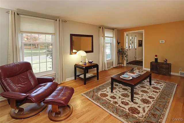 $499,900 | 516 Standish Drive, DeWitt, NY 13224