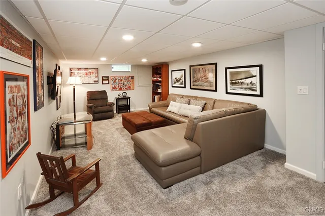 $499,900 | 516 Standish Drive, DeWitt, NY 13224