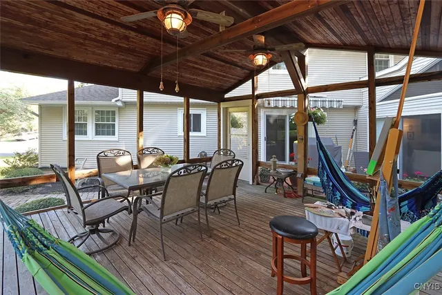 $499,900 | 516 Standish Drive, DeWitt, NY 13224