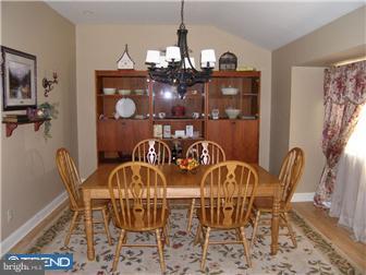 815 Bentley Road Lindenwold, NJ 08021 - Photo 2 of 9