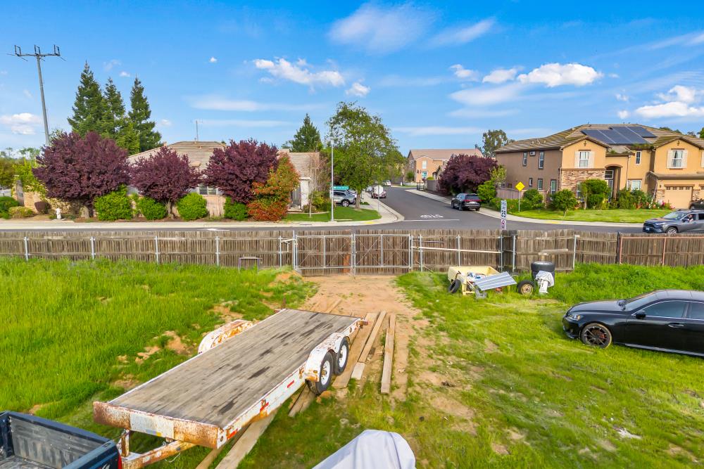 8404 Jordan Ranch Road Elk Grove, CA 95624 - Photo 17 of 19 a view of an outdoor space and yard
