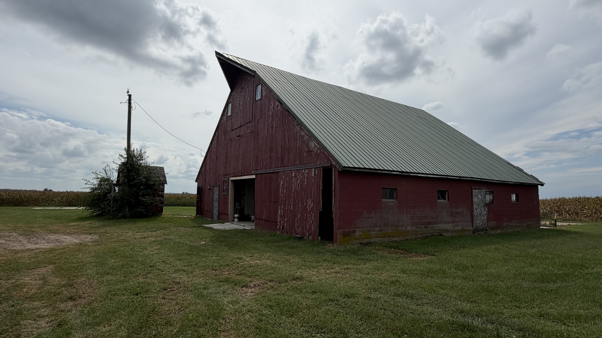 6151 Cunniff Road Tampico, IL 61283 - Photo 25 of 33 Gallery Image 25