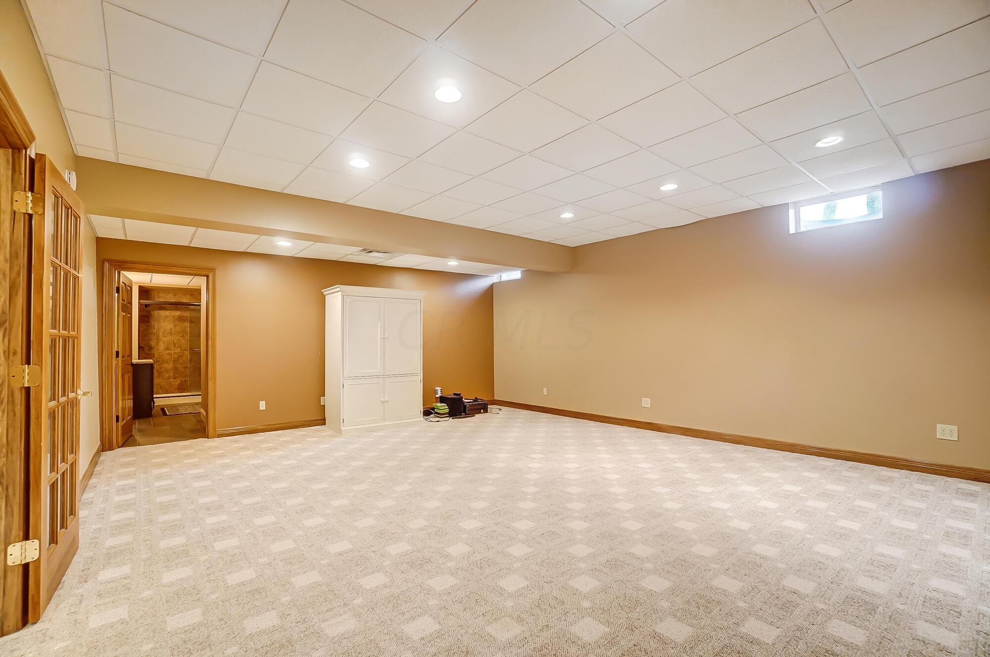 6880 Duffy Road Delaware, OH 43015 - Photo 84 of 110 086