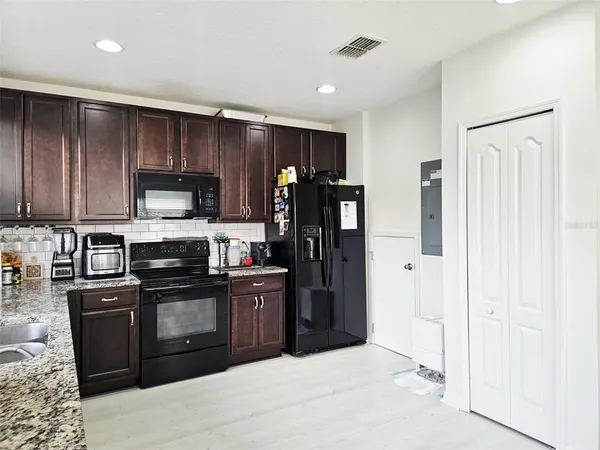 $2,300 | 3102 Camino Real Drive South, Kissimmee, FL 34744