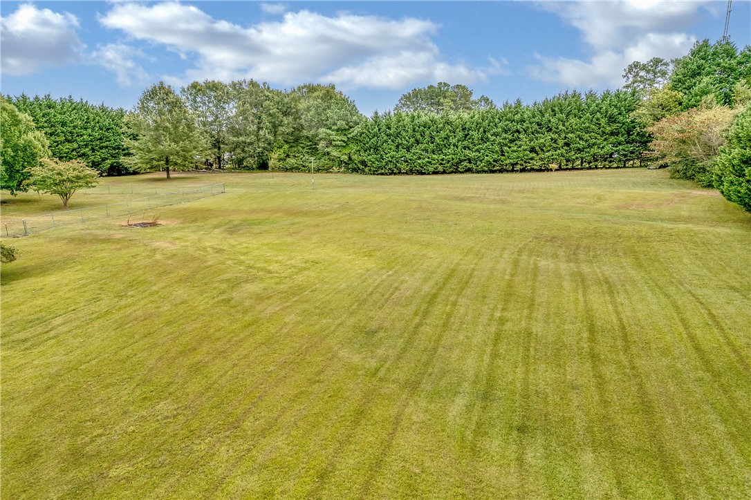 355 Honeysuckle Road Campobello, SC 29322 - Photo 25 of 29