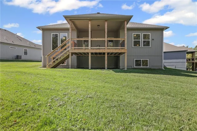 $527,970 | 9439 North Belton Avenue, Kansas City, MO 64154