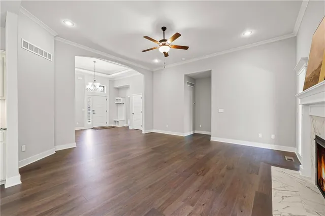 $527,970 | 9439 North Belton Avenue, Kansas City, MO 64154