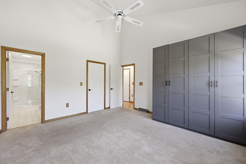 18 Castle Hills Road, Unit G Agawam, MA 01001 - Photo 17 of 39