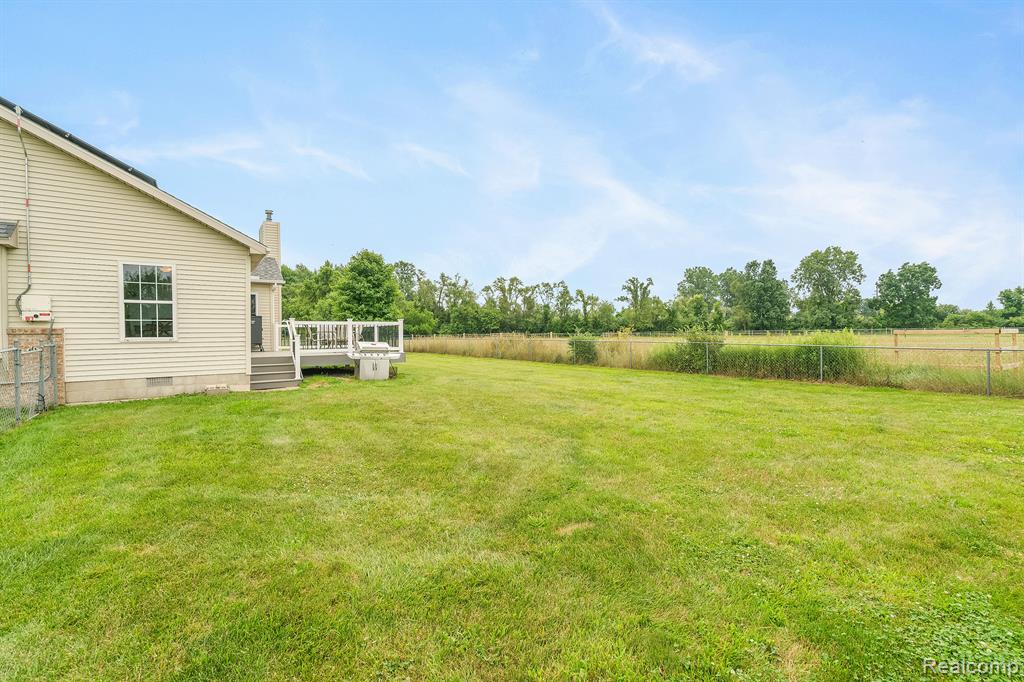 48127 Hull Road Belleville, MI 48111 - Photo 5 of 49