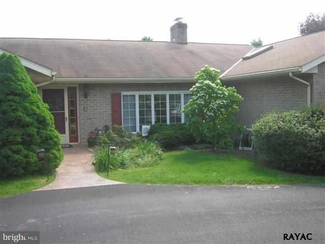 221 Ross Road Hanover, PA 17331 - Photo 2 of 36