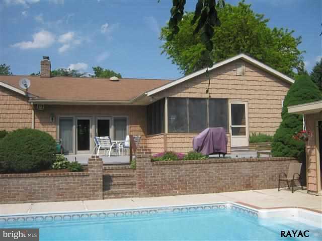 221 Ross Road Hanover, PA 17331 - Photo 18 of 36