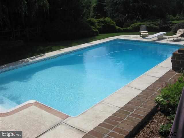 221 Ross Road Hanover, PA 17331 - Photo 22 of 36