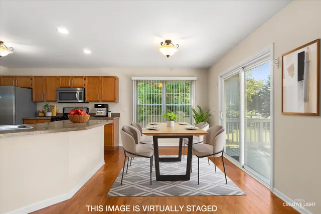 $299,500 | 505 Parkland Court, Oswego, IL 60543