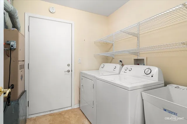 $299,500 | 505 Parkland Court, Oswego, IL 60543