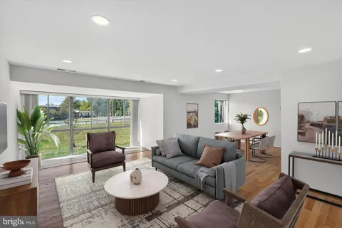 $224,900 | 18910 Smoothstone Way, Unit 4, Montgomery Village, MD 20886