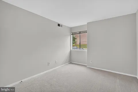 $224,900 | 18910 Smoothstone Way, Unit 4, Montgomery Village, MD 20886