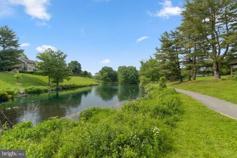 $224,900 | 18910 Smoothstone Way, Unit 4, Montgomery Village, MD 20886