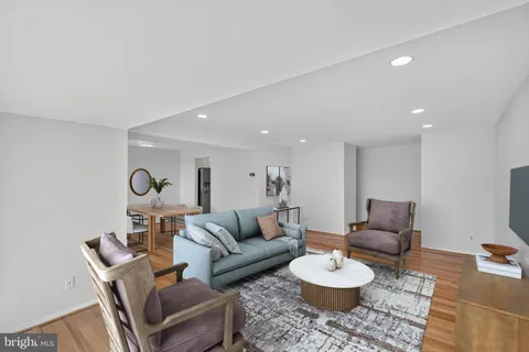 $224,900 | 18910 Smoothstone Way, Unit 4, Montgomery Village, MD 20886