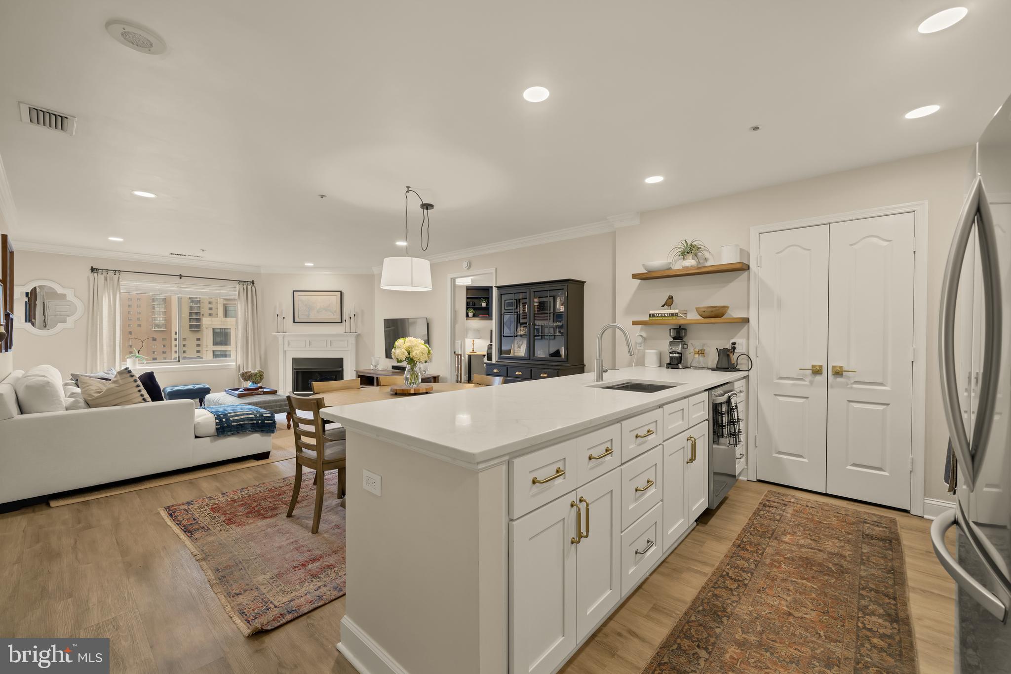 1050 North Stuart Street, Unit 816 Arlington, VA 22203 - Photo 4 of 27