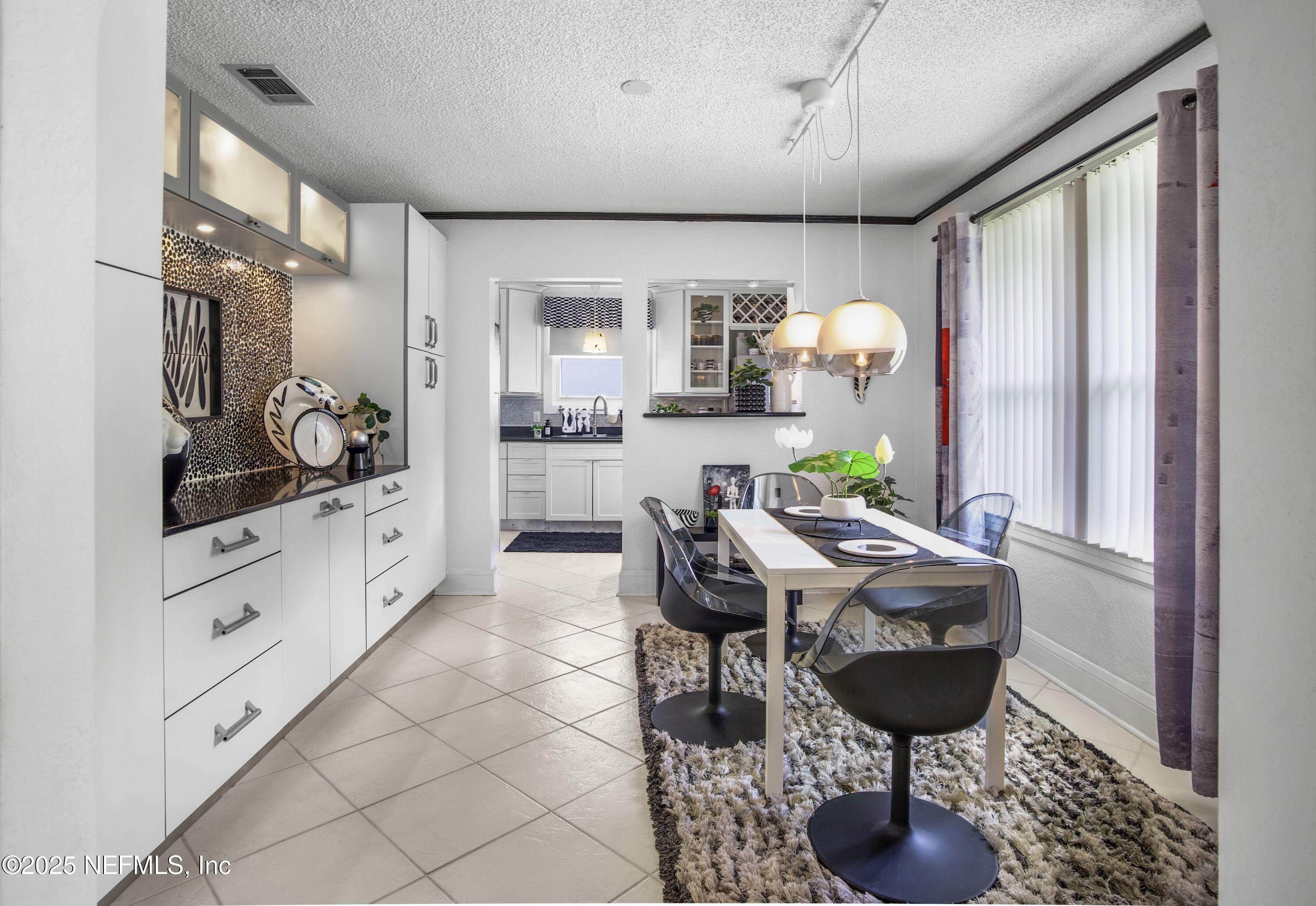 1040 Old Hickory Road Jacksonville, FL 32207 - Photo 11 of 30 04-DSC05096