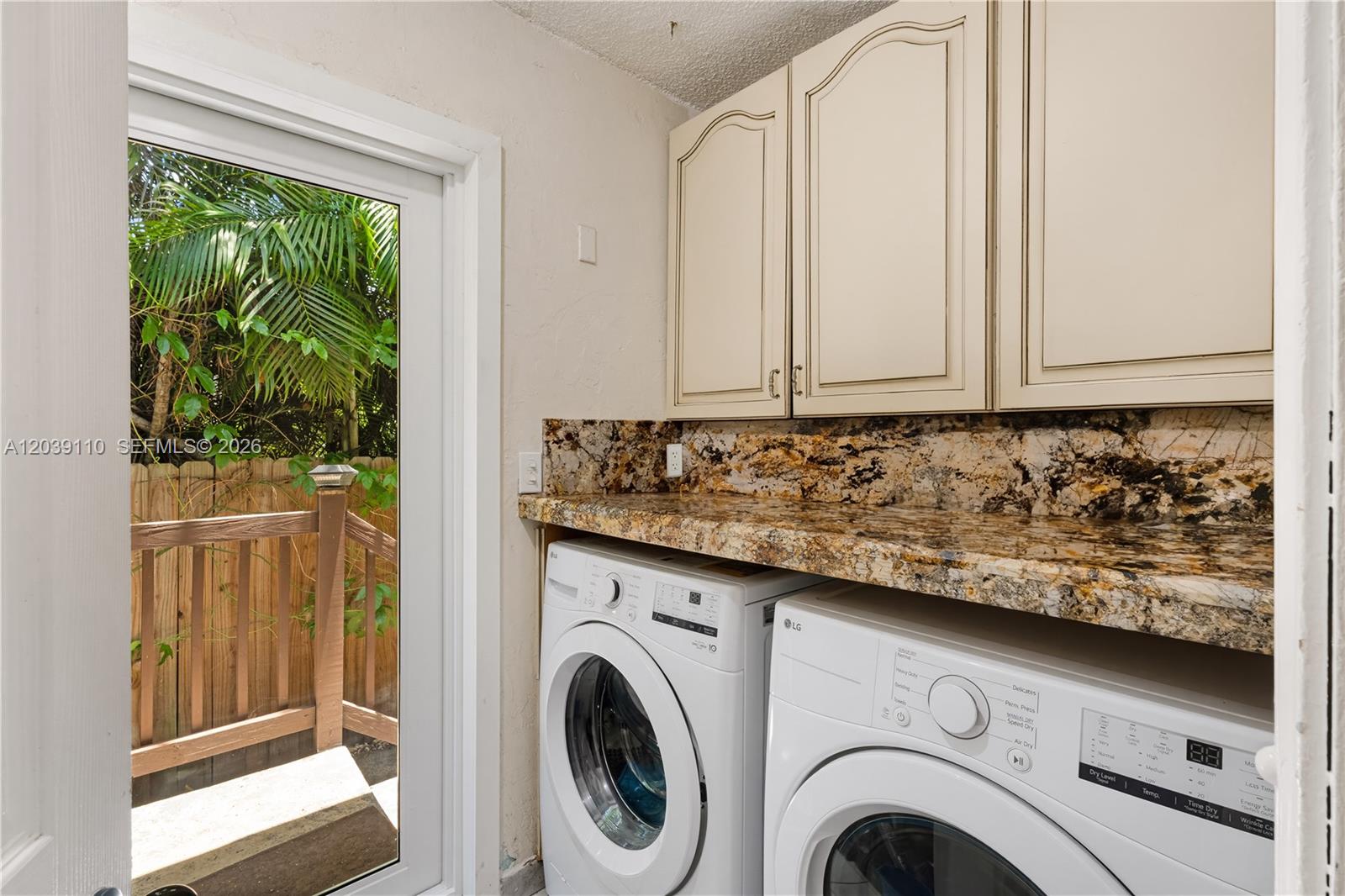2209 Southwest 57th Court Miami, FL 33155 - Photo 27 of 38