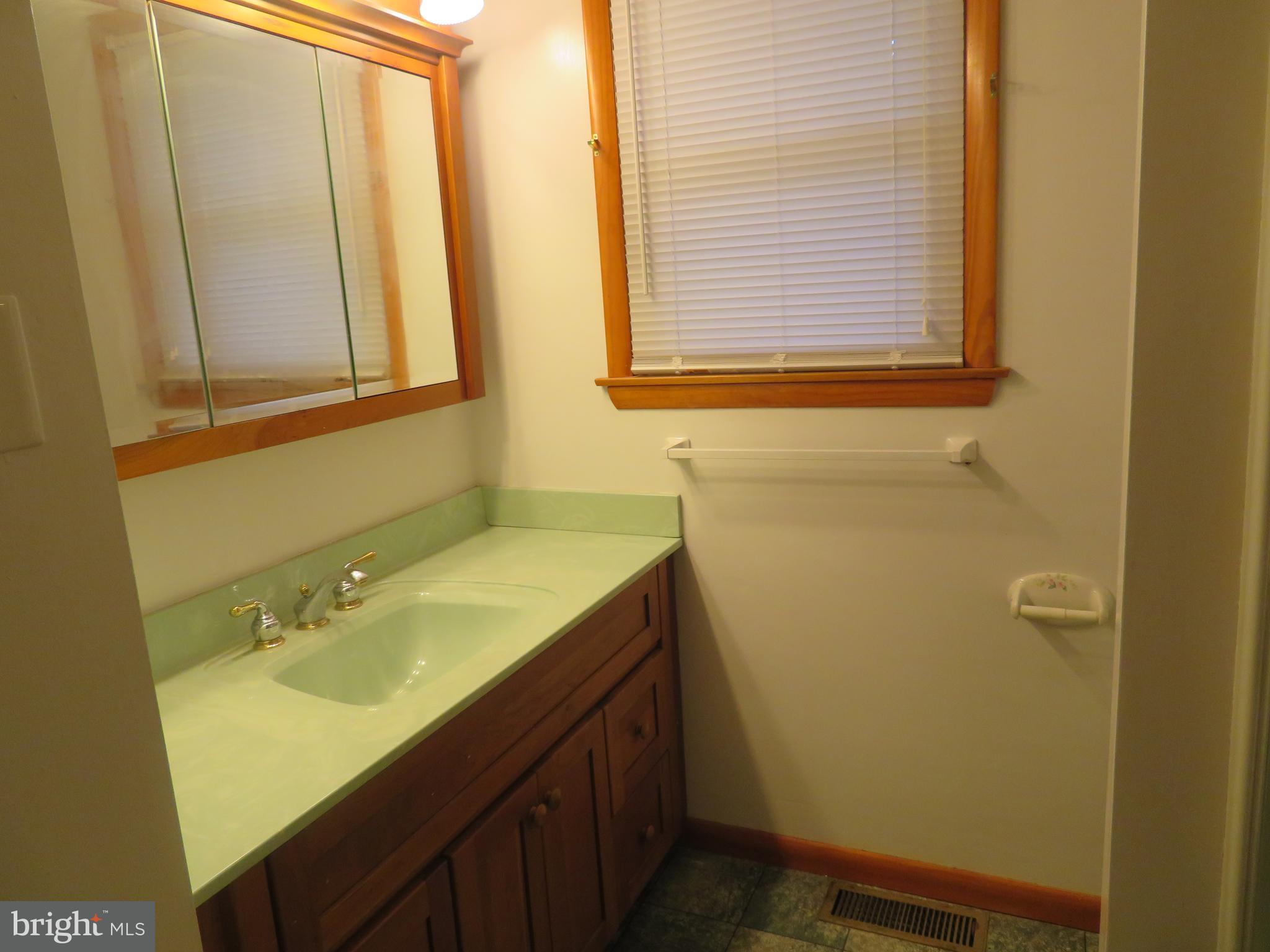 9 South Ridge Road Boiling Springs, PA 17007 - Photo 8 of 20 Gallery Image 8