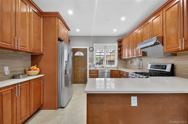 $1,895,000 | 151-23 26th Avenue | Flushing