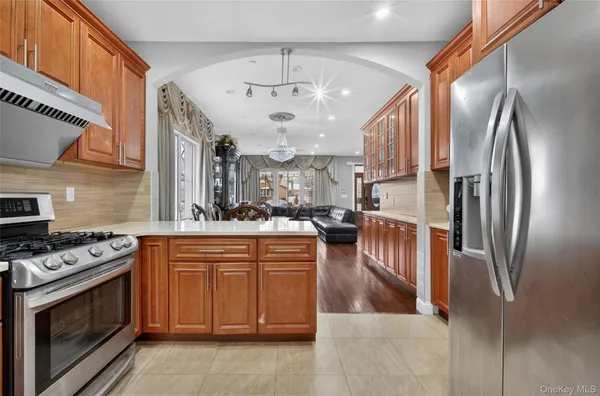 $1,895,000 | 151-23 26th Avenue | Flushing