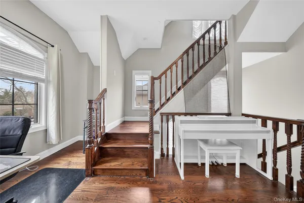 $1,895,000 | 151-23 26th Avenue | Flushing